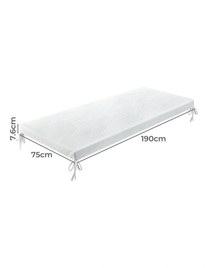 Gel Memory Foam Mattress Topper in White image 3