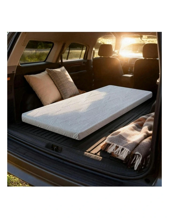 Gel Memory Foam Mattress Topper in White image 7