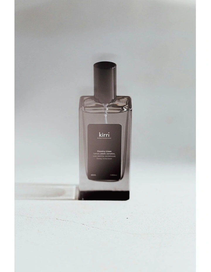 Country Linen Room Spray 50ml image 2