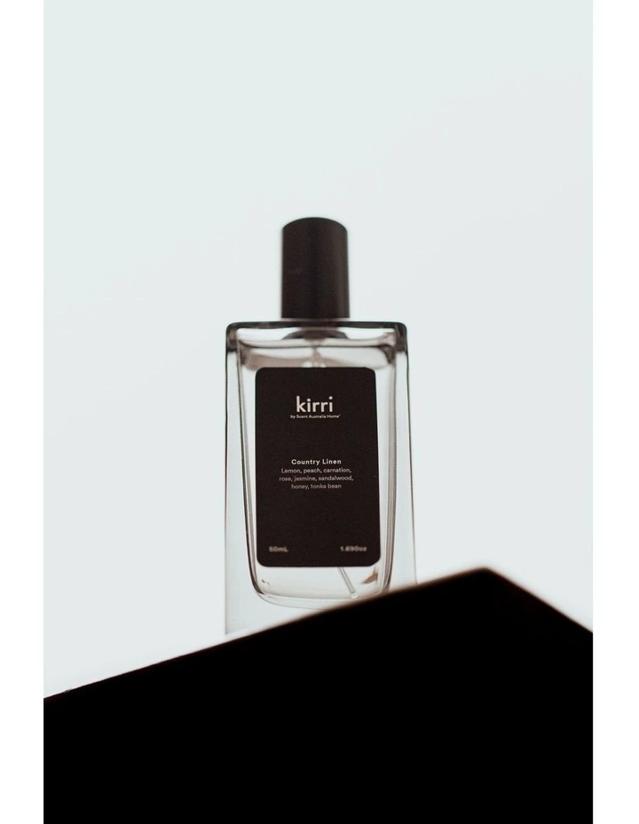 Country Linen Room Spray 50ml image 3