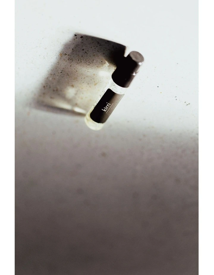 Country Linen Spray Sample 2ml image 3