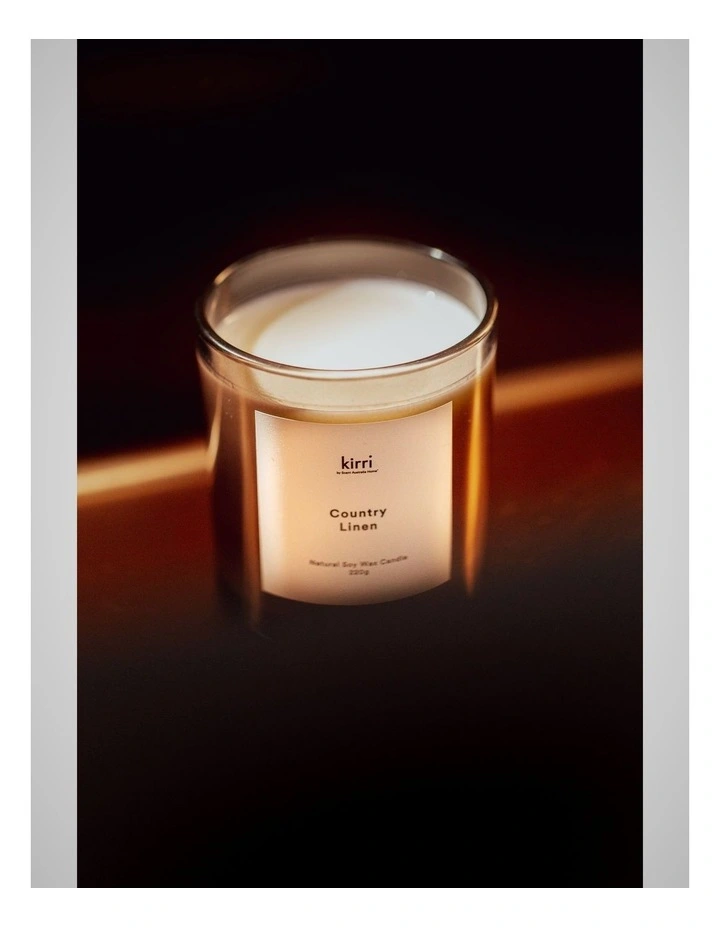 Country Linen Candle 220g image 3