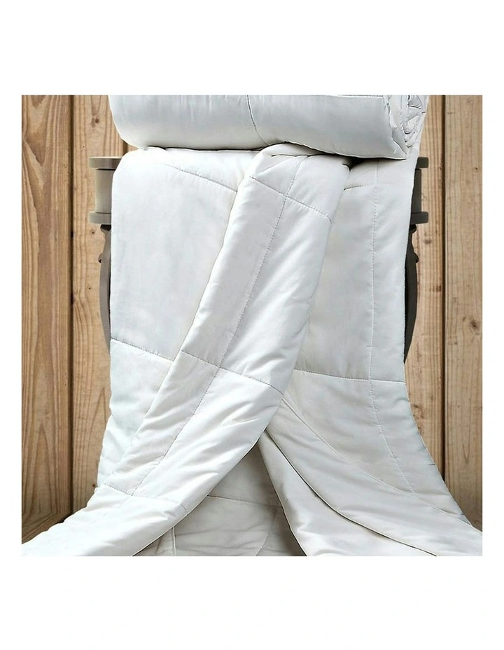 Bamboo Quilt in White image 6