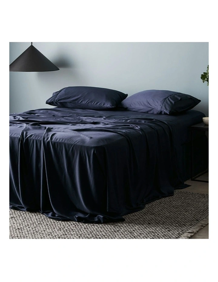 Signature Sateen Flat Sheet in Ocean image 1