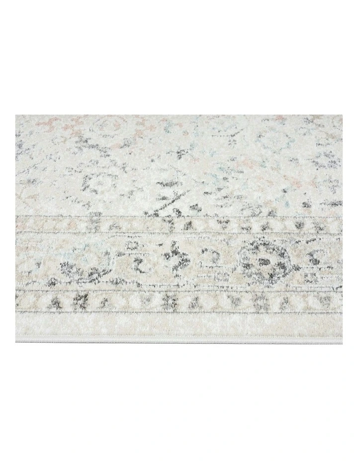 Anine Traditional Floral Runner Rug in Cream image 6