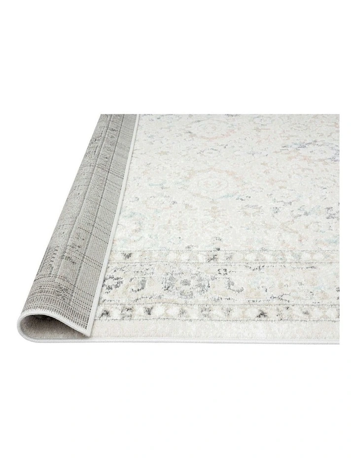 Anine Traditional Floral Runner Rug in Cream image 7