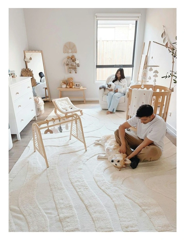 Eniko Abstract Washable Wool Rug in Cream image 4