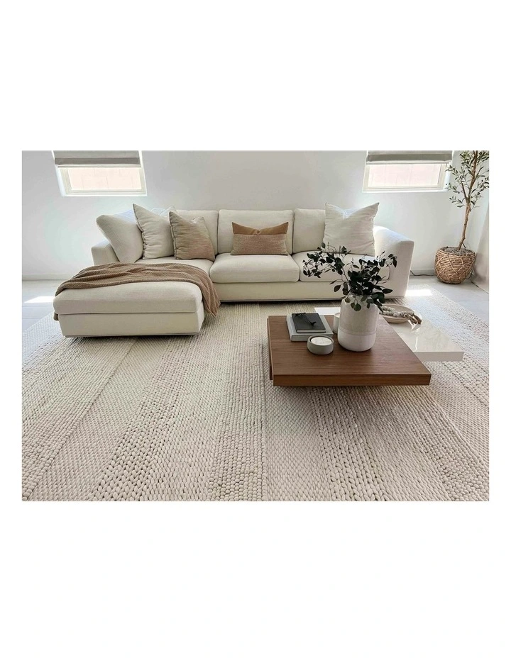 Fleur Braided and Looped Rug in Ivory image 5