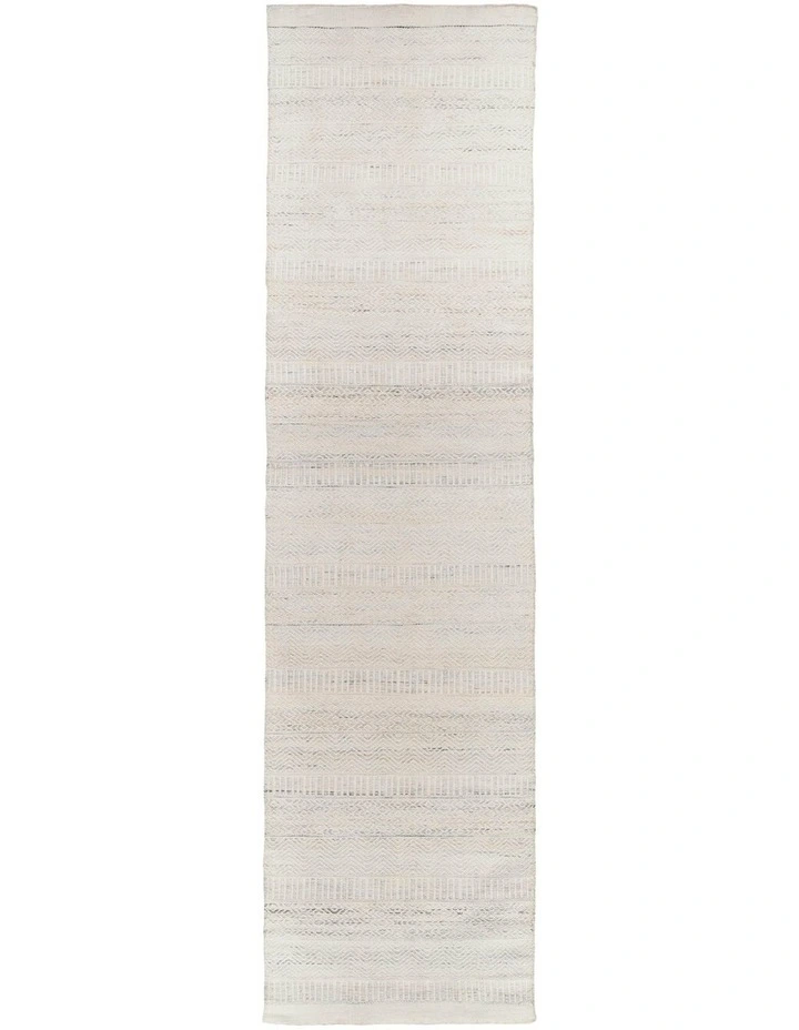 Loretta Indoor Outdoor Pet Runner Rug in Cream and Grey image 1