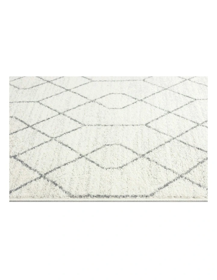 Neda Diamond Pattern Runner Rug in Grey/Ivory image 3
