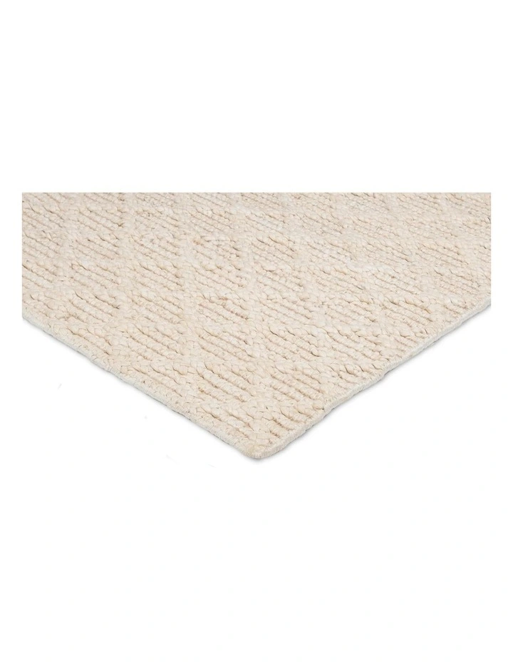 Miss Amara Piper Diamond Bleached Jute Runner Rug In Ivory MYER