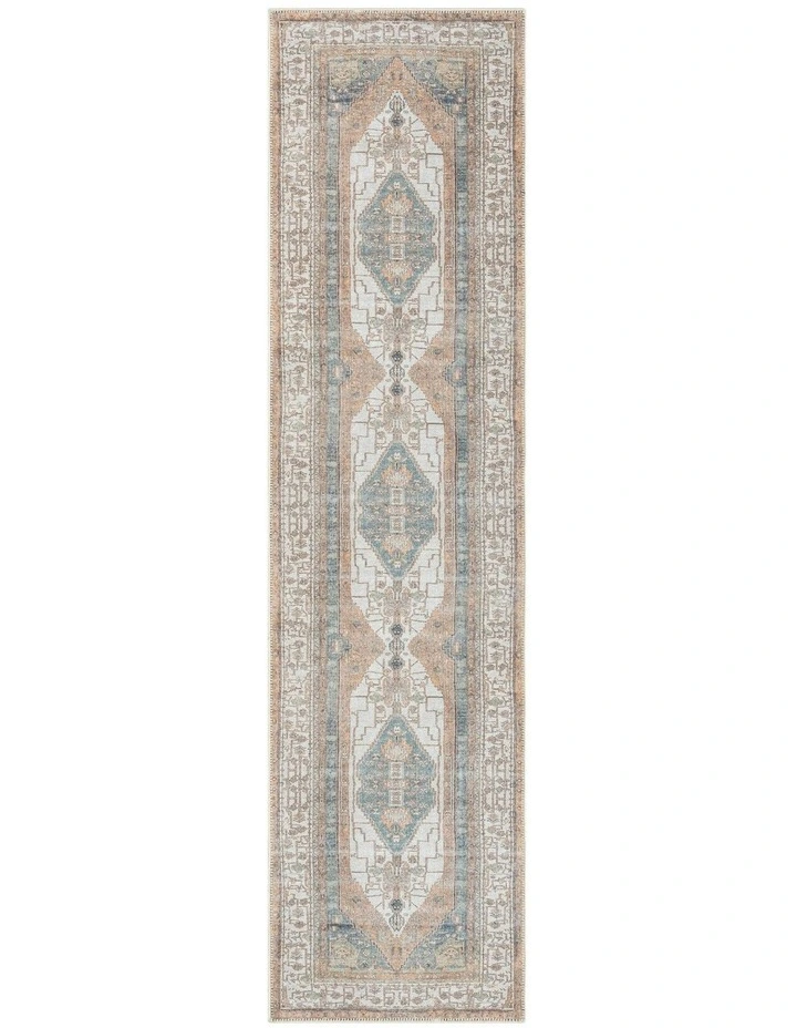 Priya Traditional Distressed Washable Runner Rug in Multi image 1
