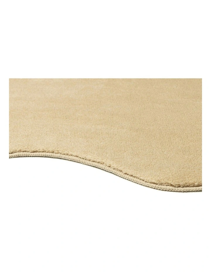 Mirta Beige Brown Scallop Washable Rug in Beige image 3