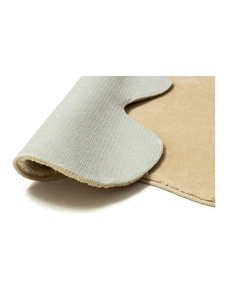 Mirta Beige Brown Scallop Washable Rug in Beige image 4
