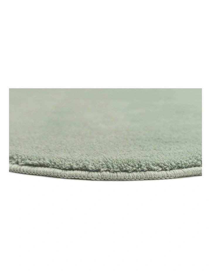 Idrissa Pale Green Scallop Washable Rug in Green image 5