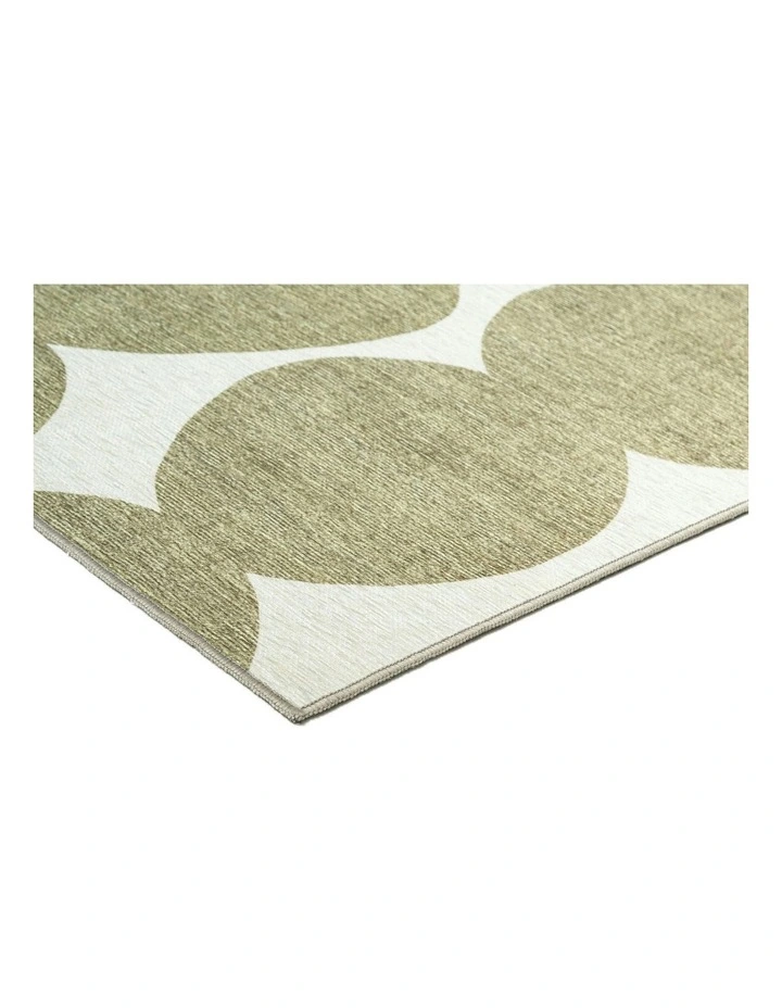 Brynne Indoor Outdoor Washable Rug in Green/Ivory image 2