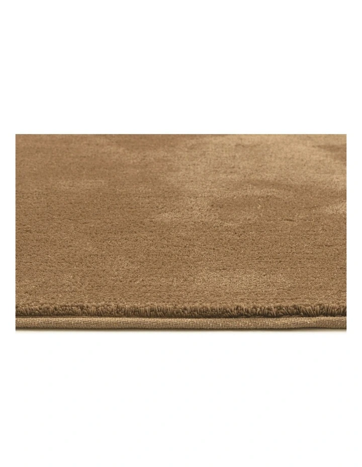 Reese Shag Rug in Warm Peach image 3