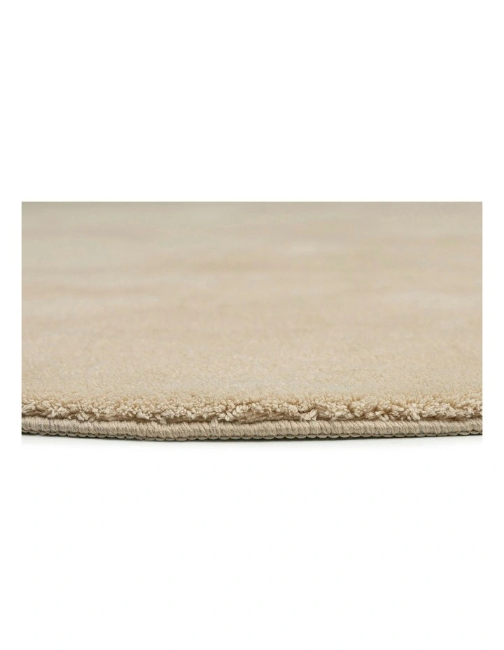 Viveca Irregular Shape Washable Rug in Beige image 5