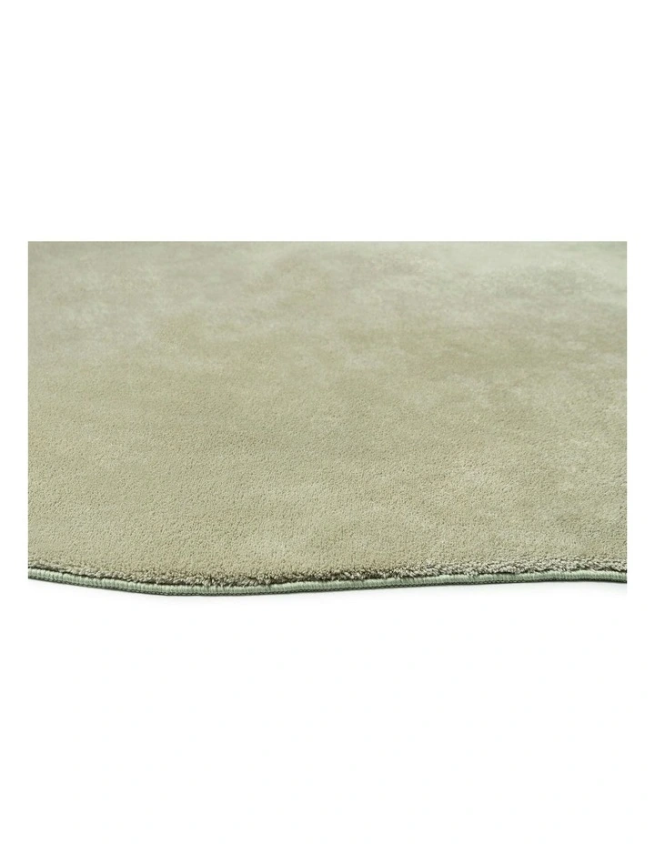 Masha Irregular Shape Washable Rug in Green image 2