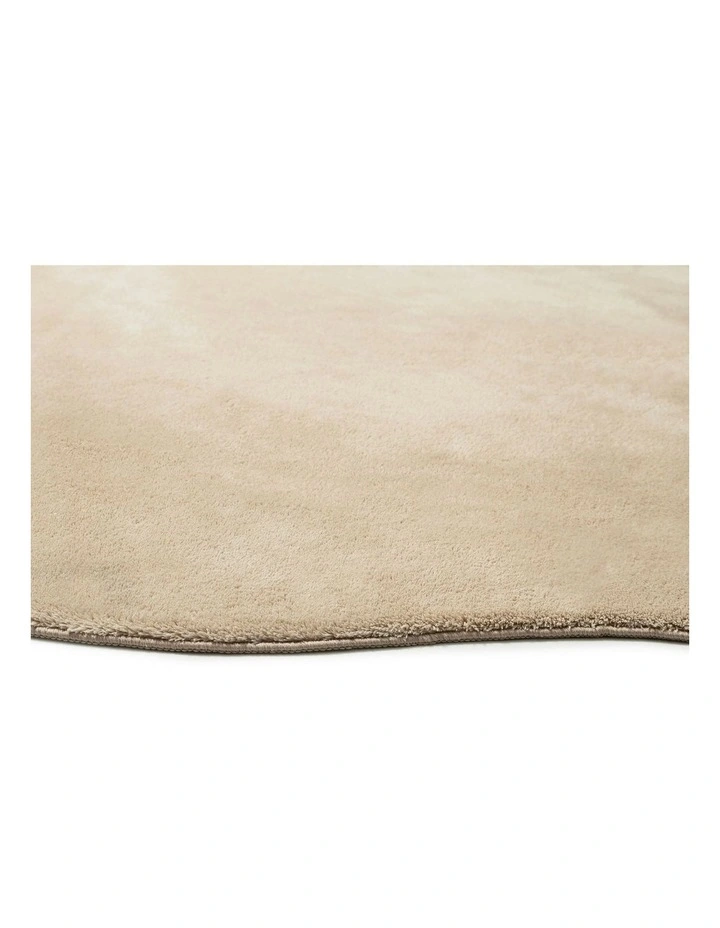 Felda Irregular Round Washable Rug in Beige image 2