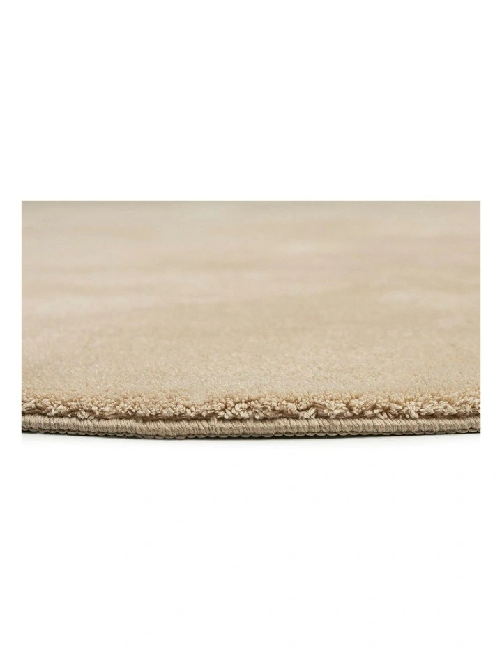 Felda Irregular Round Washable Rug in Beige image 5