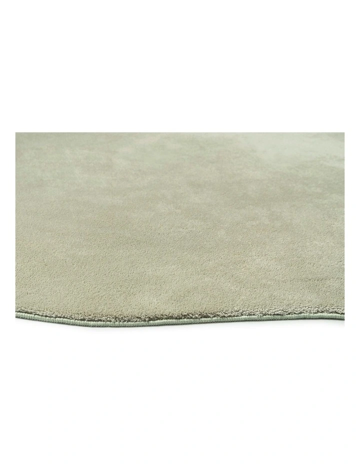Kisa Irregular Round Washable Rug in Green image 2
