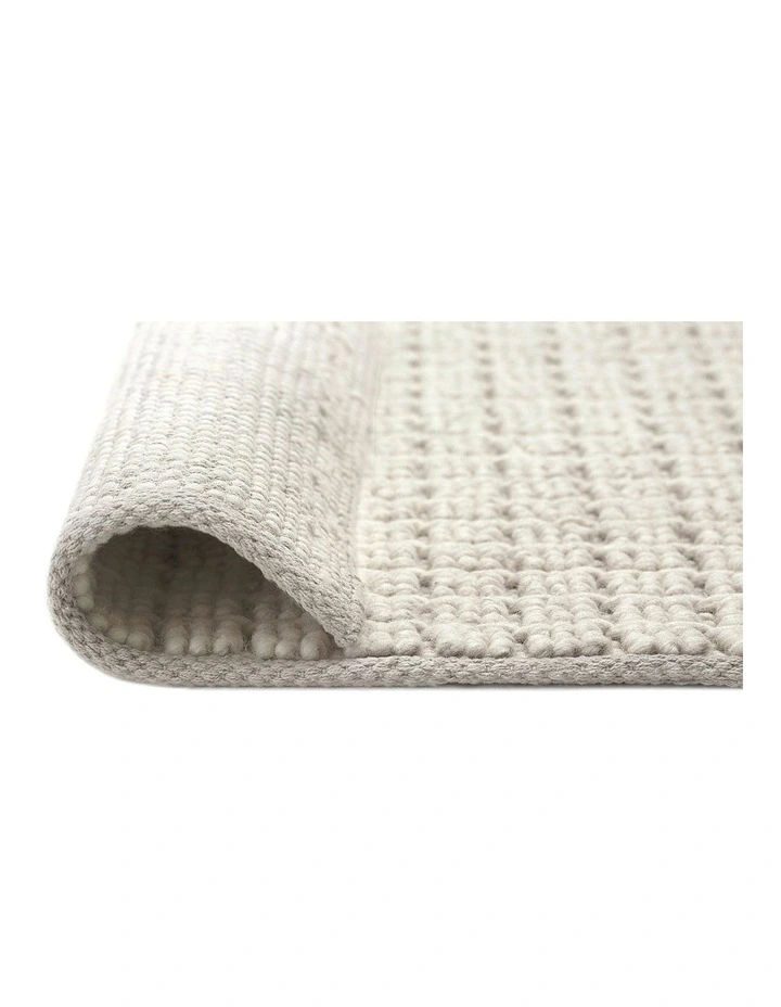 Paige Looped Wool Blend Rug in Ivory image 3