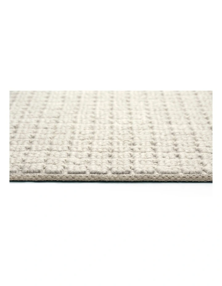 Paige Looped Wool Blend Rug in Ivory image 5