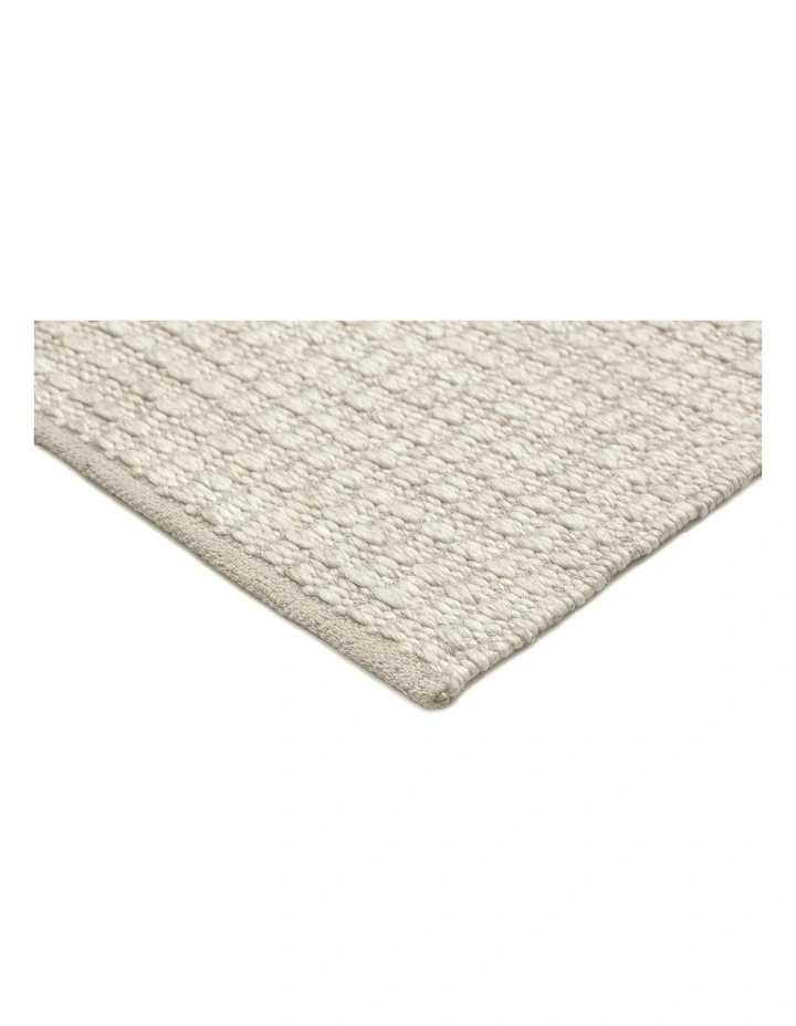 Tocarra Chunky Wool Rug in Cream image 2
