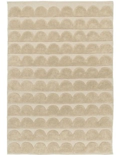 Ajuma Scallop Washable Wool Rug in Taupe