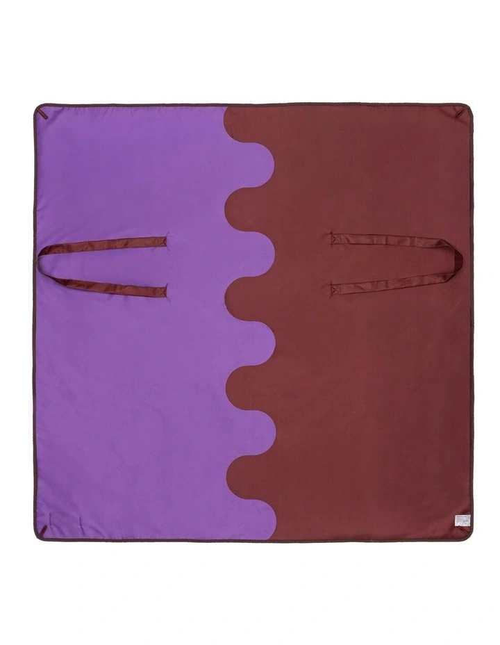 Selene Beach Mat in Plum/Garnet image 2