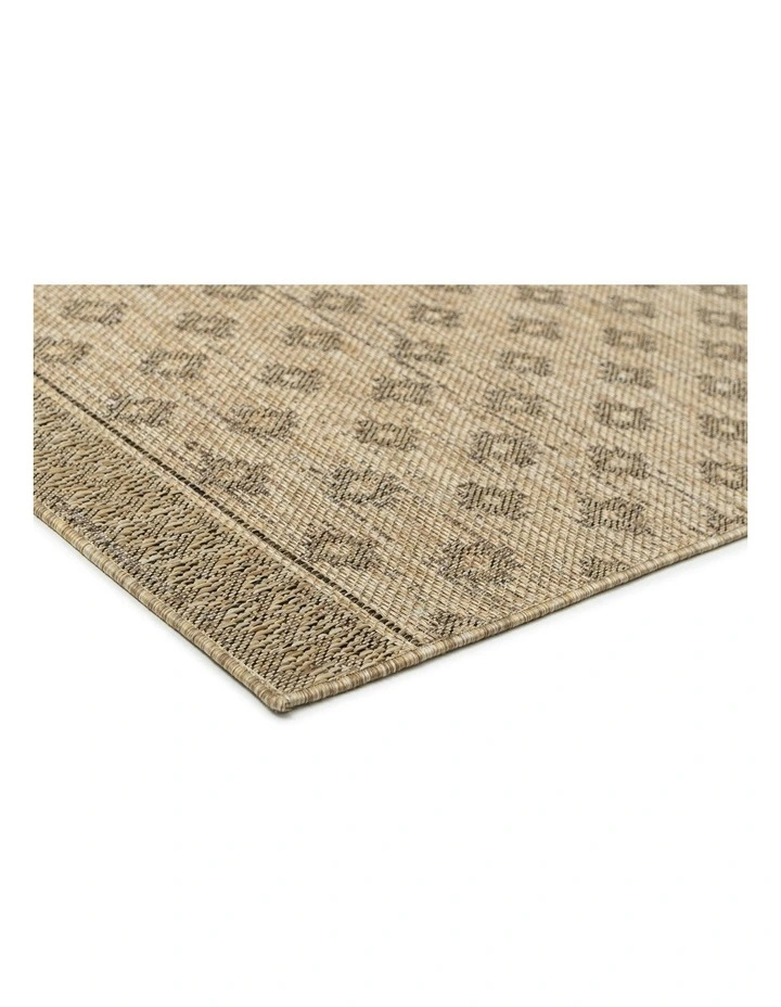 Cove Medallion Indoor Outdoor Rug in Sand Nude and Ash image 2