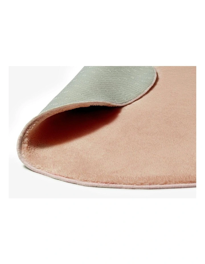 Taliya Irregular Shape Washable Rug in Dark Beige image 3