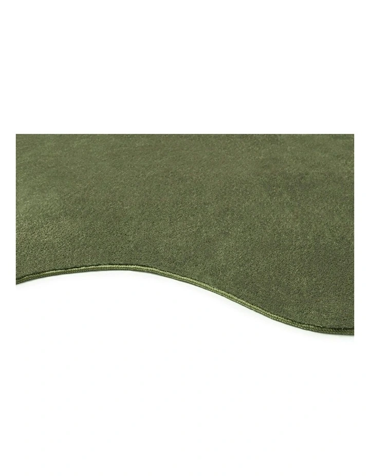 Sandara Scallop Washable Rug in Olive image 3