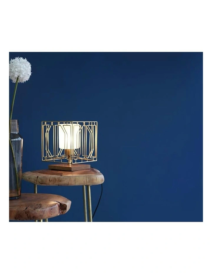 Hand-Cut Iron Table Lamp in Gold image 3
