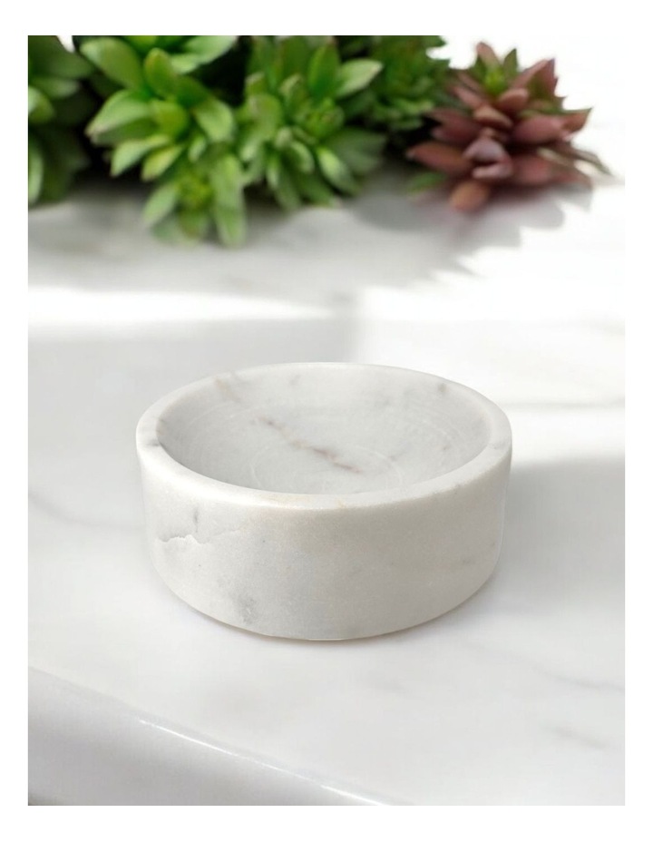 Marble-turned Bowl in White image 2