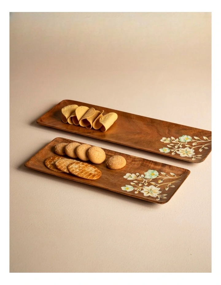 Hand Painted Wooden Floral Platters Set Of 2 in Natural image 3