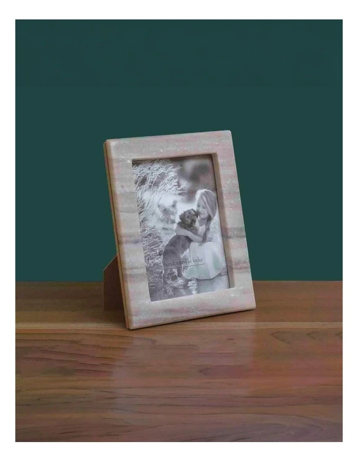 Hand-Cut Marble Photo Frame 5x7 in Grey Stone image 2