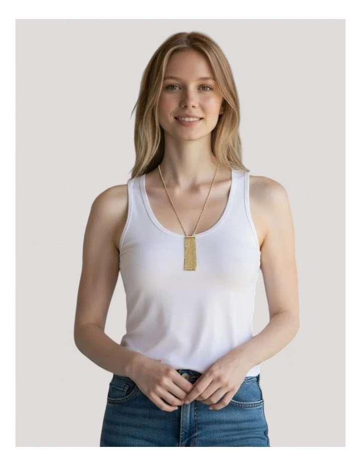 Artisanal Necklace in Gold Tone image 2