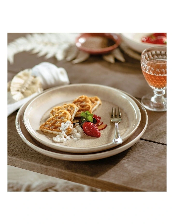 Perlemor Salad Plate 24cm in Sand image 3