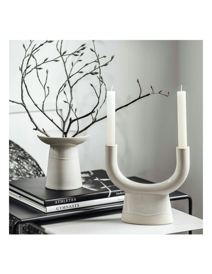 Winter Glow U-shape Candleholder in White image 2