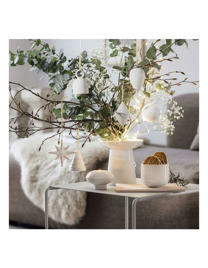 Winter Glow Donut Candleholder in White image 3