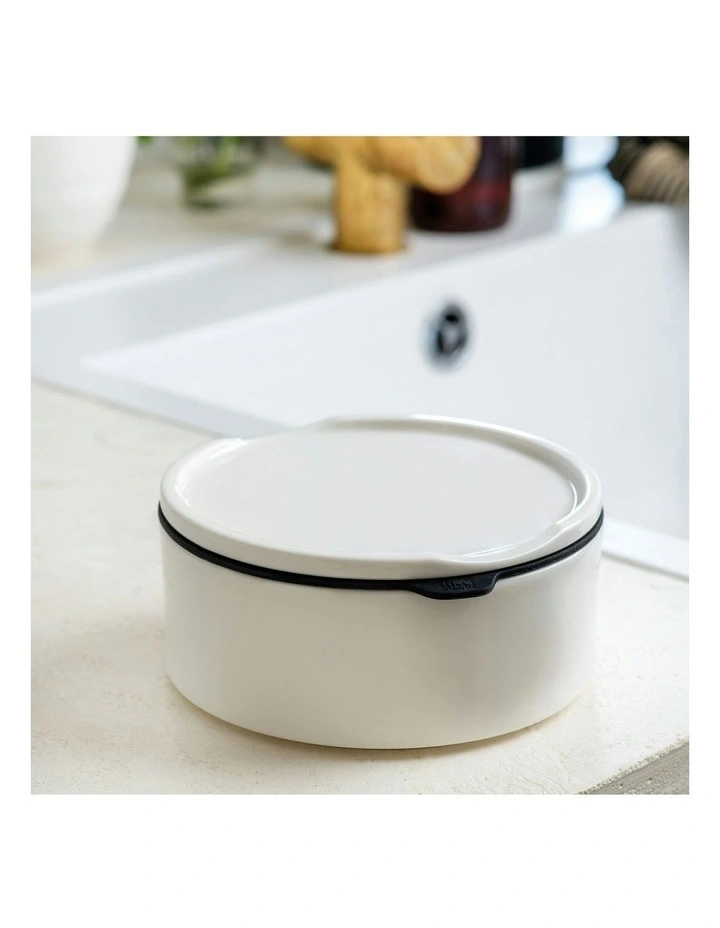 ToGo a ToStay M Round Lunch Box in White image 2