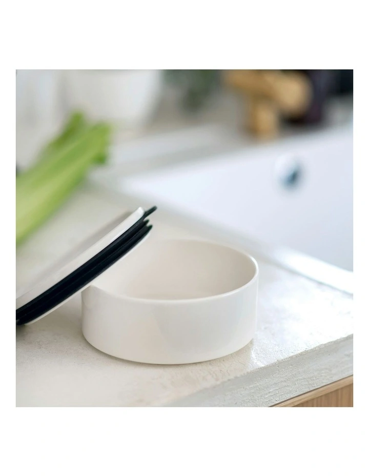 ToGo a ToStay M Round Lunch Box in White image 5