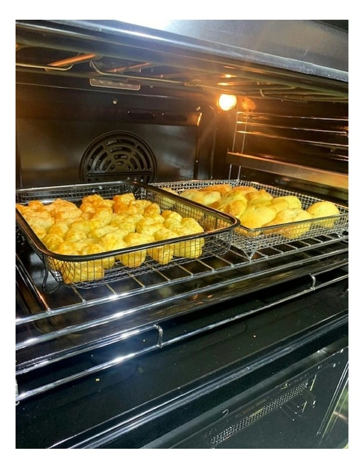 Freestanding Dual Fuel Oven in Stainless Steel image 5