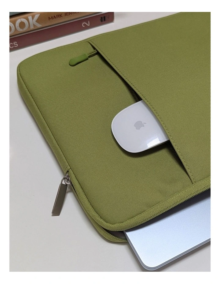 Laptop and MacBook Sleeve in Green image 3
