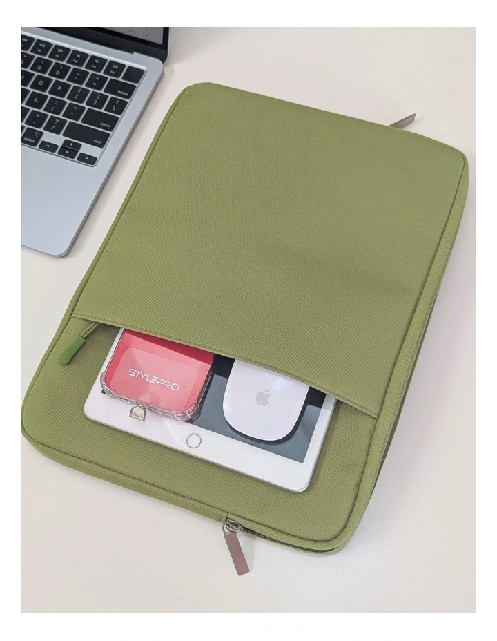 Laptop and MacBook Sleeve in Green image 4