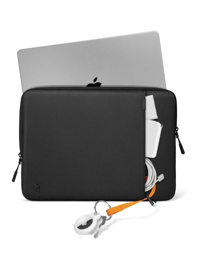 Defender Premium Laptop Sleeve 14 Inch in Black image 4