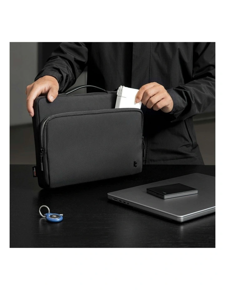Defender-A14 Premium Laptop Briefcase 16-Inch in Black image 5