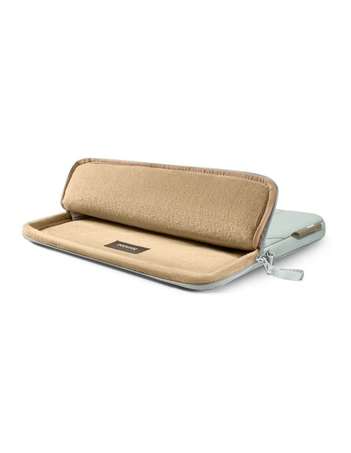 Terra-A27 Laptop Sleeve 14 inch in Mint image 3
